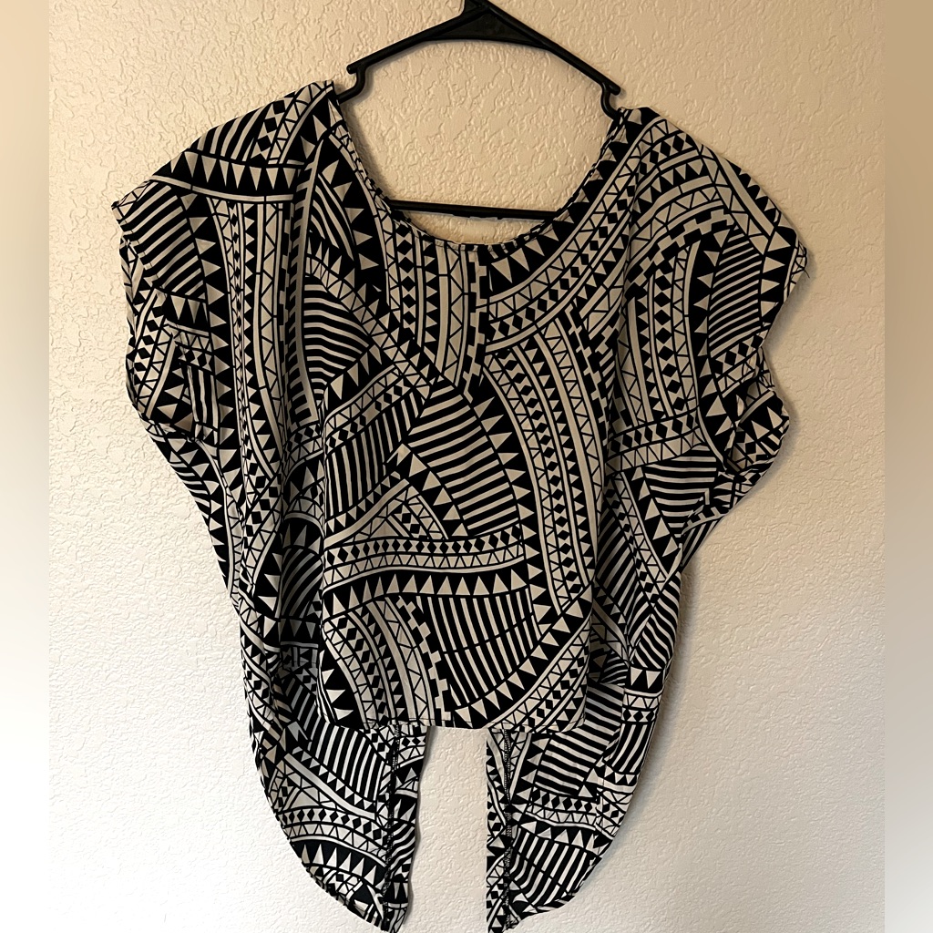 Patterned Top With Open Back